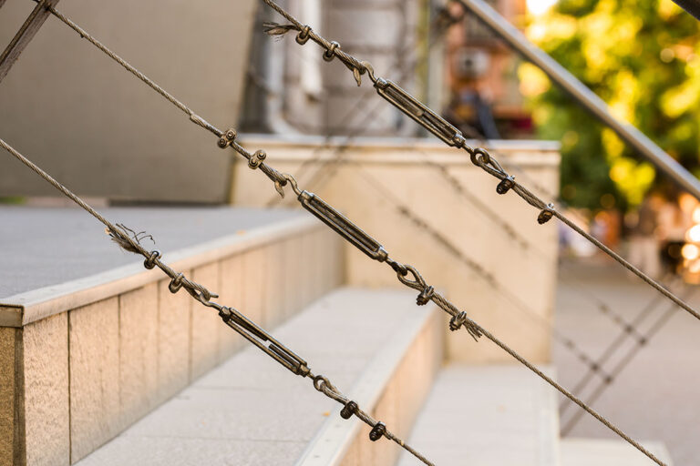 Wire balustrading